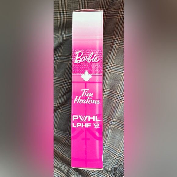 Barbie Tim Hortons PWHL hockey doll - Picture 4 of 6